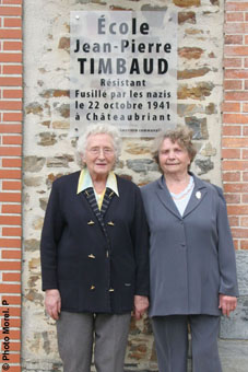 Jacqueline Timbaud (à droite),